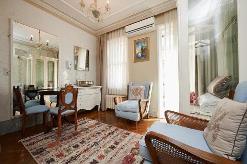 2025 beyoğlu small hotels, 2025 маленькие отели бейоглу, маленькие отели стамбула, бутик-отели бейоглу, дизайнерский отель бейоглу, маленький отель джихангир, маленький отель чукурджума, маленький отель галата, проживание в бейоглу, faik pasha apartments, длительное проживание бейоглу