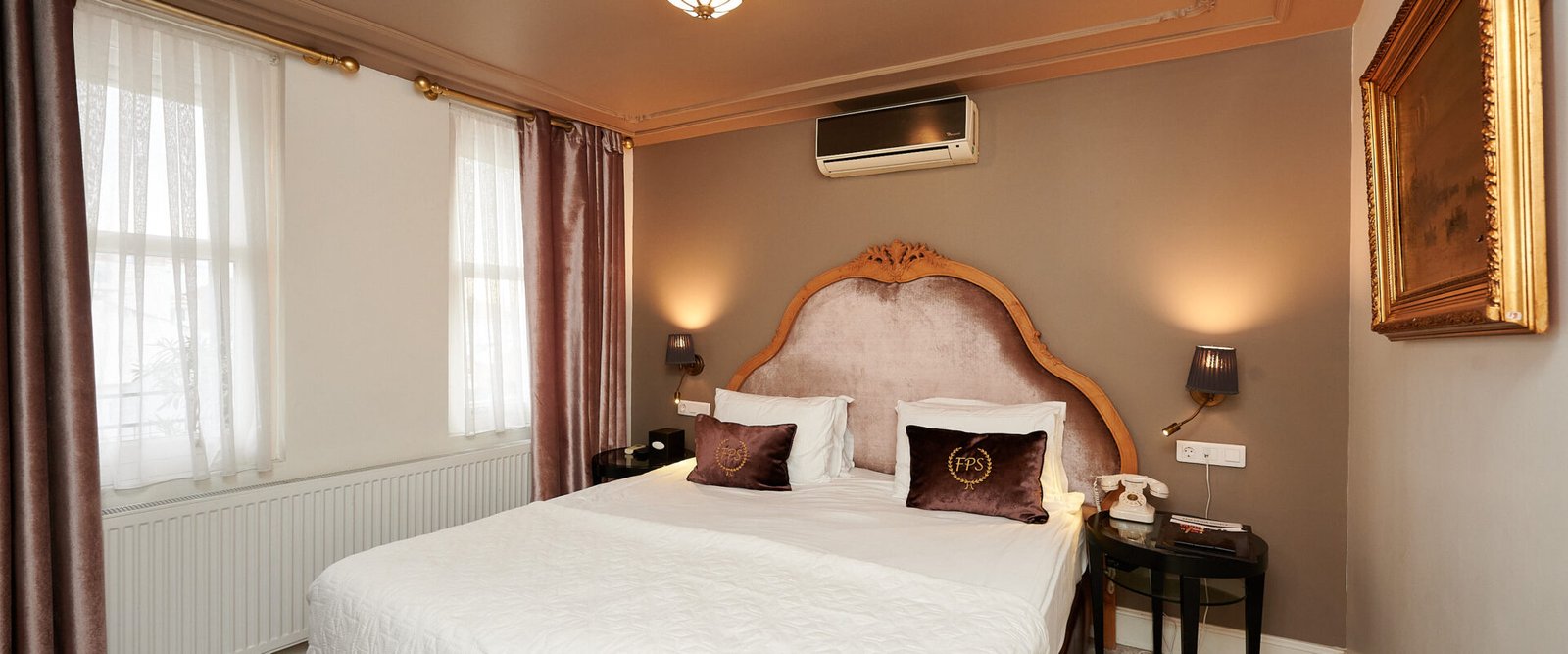 Beyoğlu Hotels 2026: Исторический Бутик-Комфорт В Сердце Стамбула