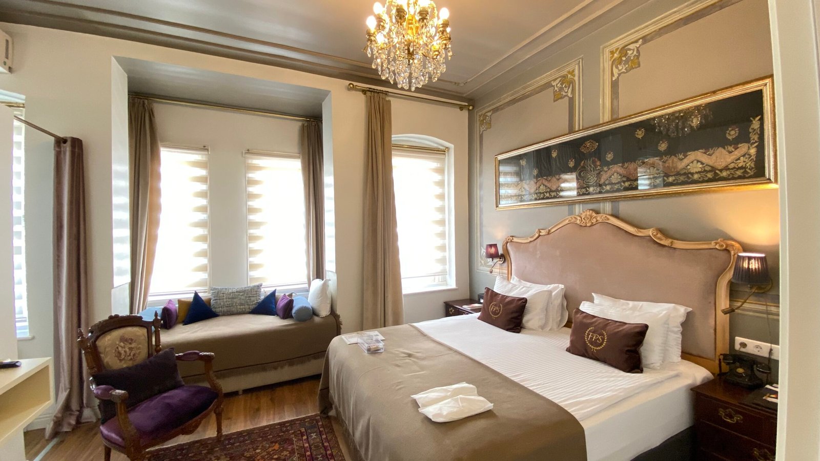 Beyoğlu Hotels 2026: Исторический Дизайн И Комфорт В Центре Стамбула