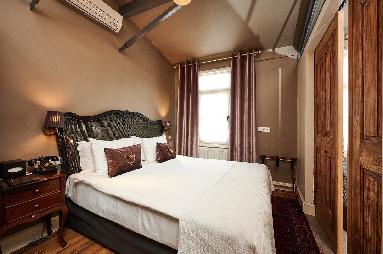 Beyoglu Small Hotels 2026: Небольшие Отели В Центре С Настоящей Атмосферой